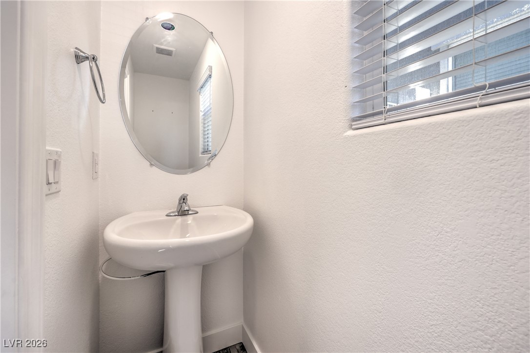 300 Rain Quail Way Henderson, NV 89012 - Photo 13 of 42