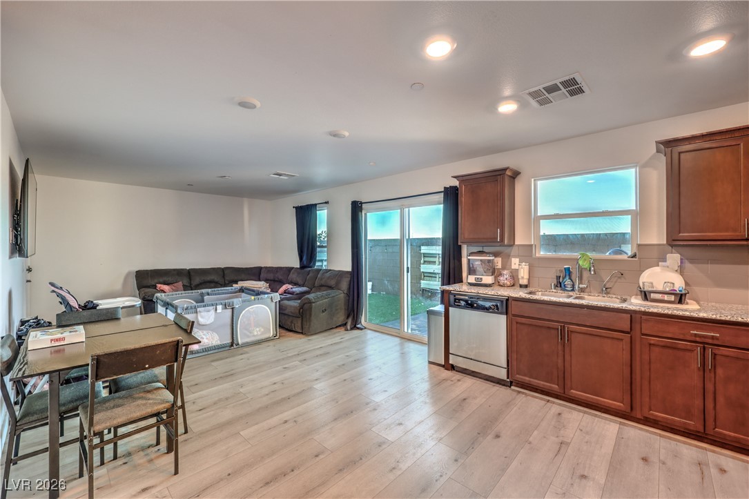 300 Rain Quail Way Henderson, NV 89012 - Photo 9 of 42