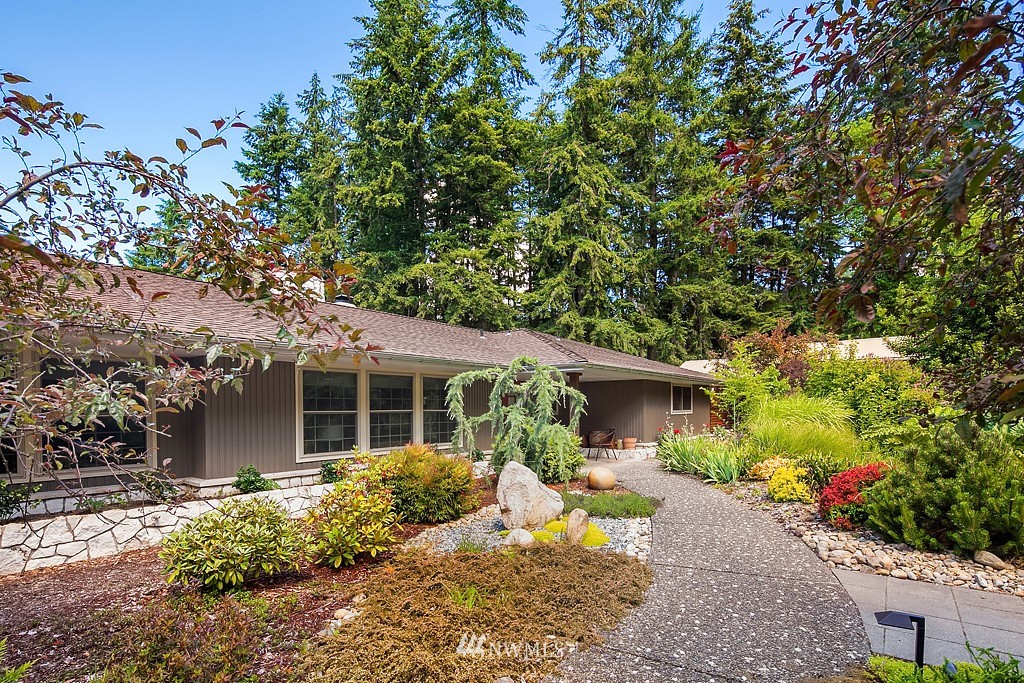 14210 Southwest Reddings Beach Road Vashon, WA 98070 - Photo 1 of 25