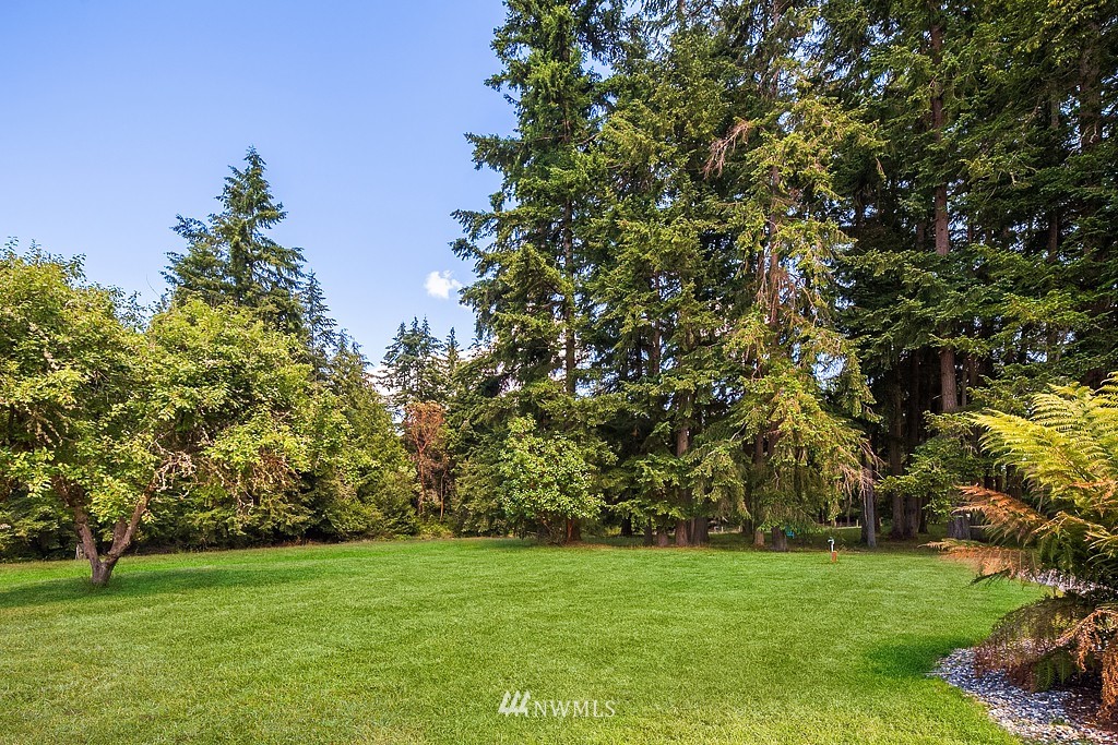 14210 Southwest Reddings Beach Road Vashon, WA 98070 - Photo 3 of 25