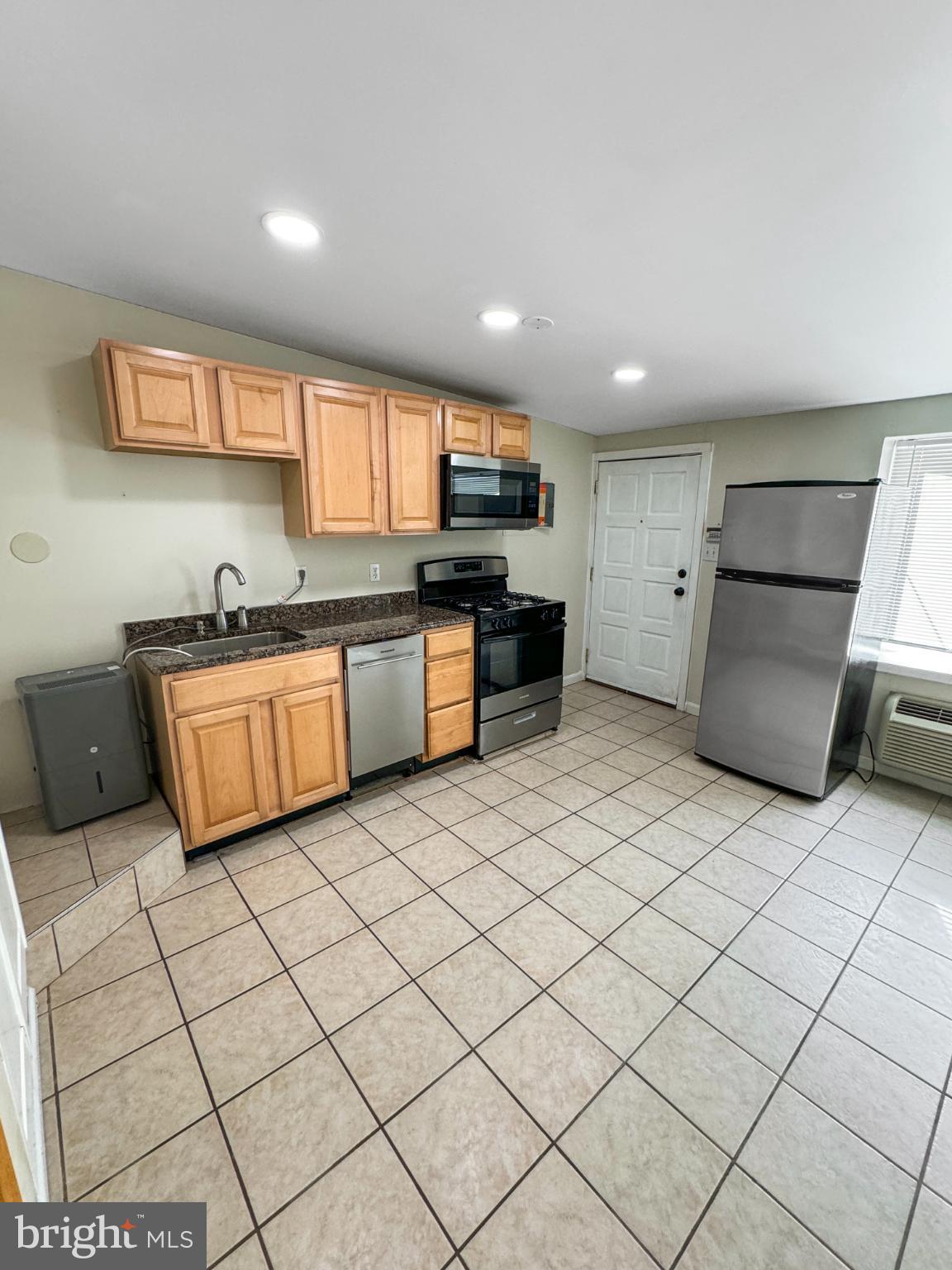 1436 Light Street Baltimore, MD 21230 - Photo 2 of 21 Bright and functional kitchen space.