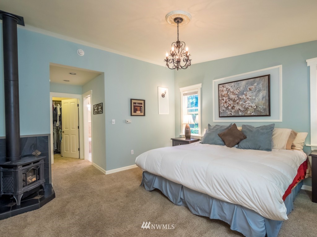 10415 Nottingham Road Edmonds, WA 98020 - Photo 10 of 25 Gallery Image 10