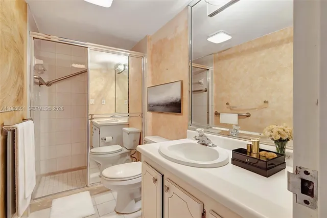 $2,350 | 20100 West Country Club Drive, Unit 405, Aventura, FL 33180