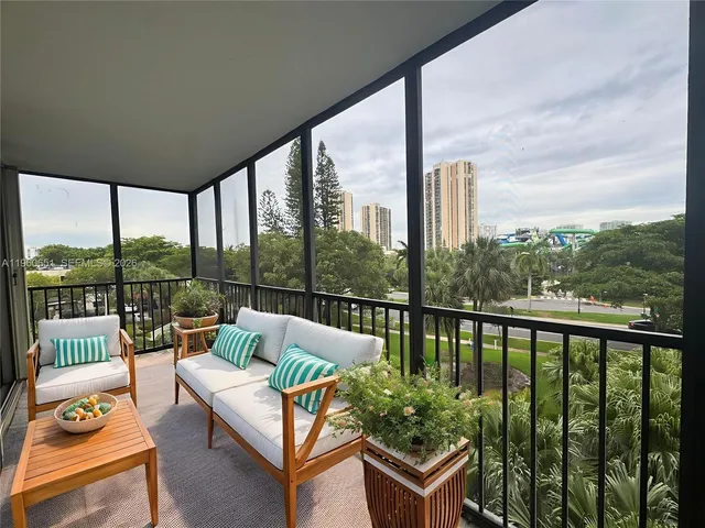 $2,350 | 20100 West Country Club Drive, Unit 405, Aventura, FL 33180