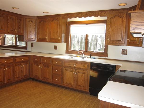 47 Roberts Road Ashland, MA 01721 - Photo 20 of 21 Gallery Image 20