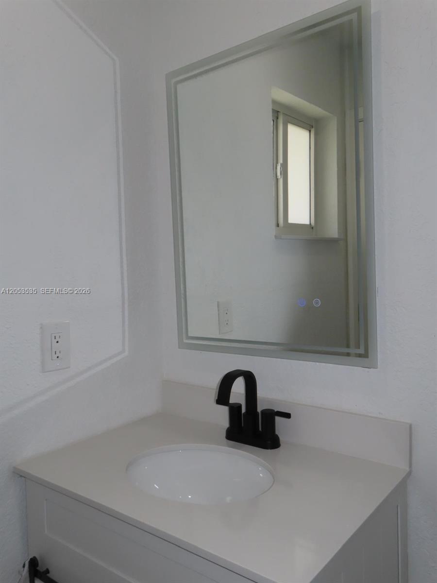 95 Southwest 17th Terrace Homestead, FL 33030 - Photo 33 of 48