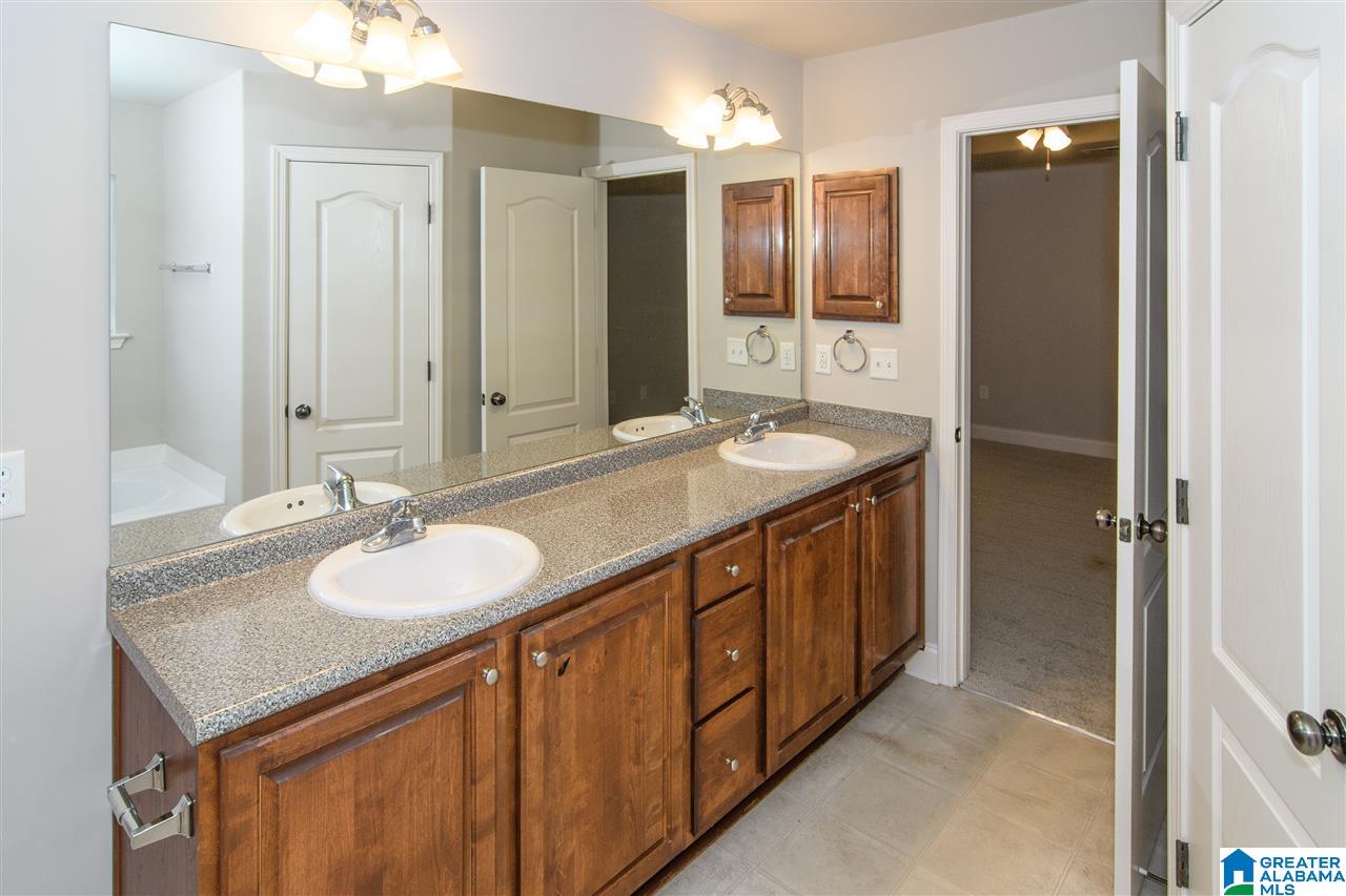 205 Cedar Meadow Parkway Alabaster, AL 35114 - Photo 23 of 36