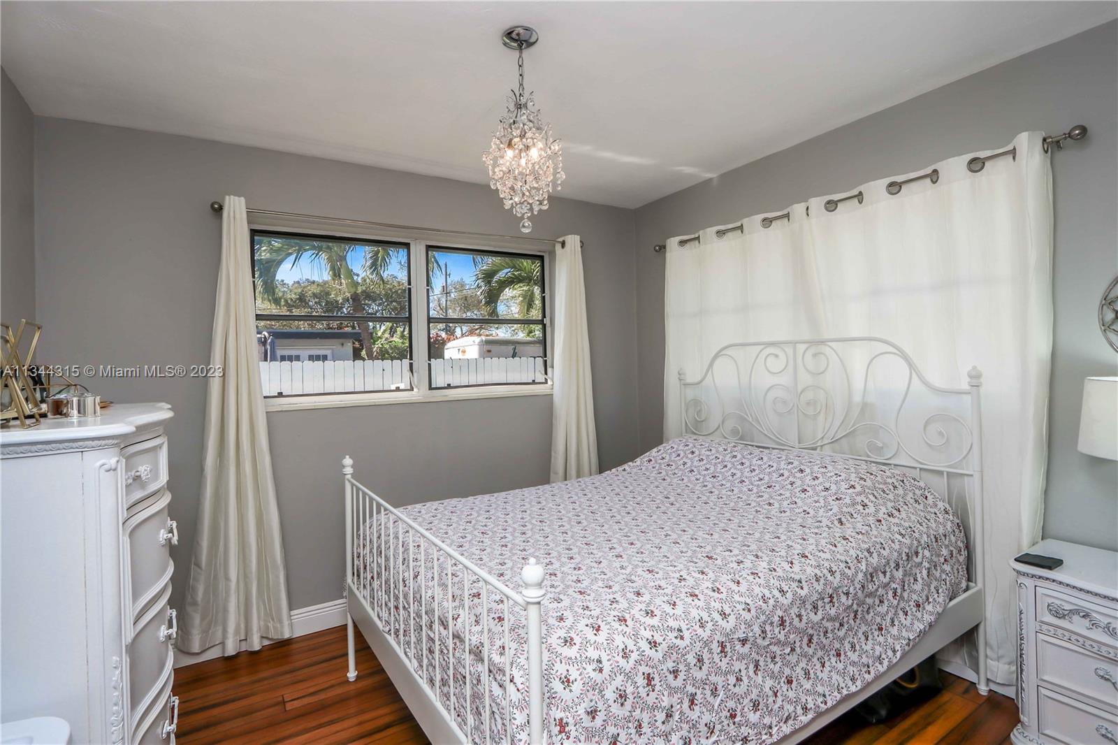 19310 Christmas Road Cutler Bay, FL 33157 - Photo 8 of 42 Gallery Image 8