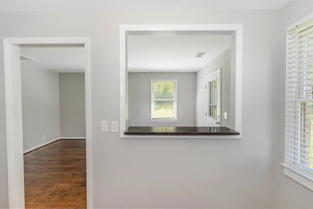 a view of empty room with window