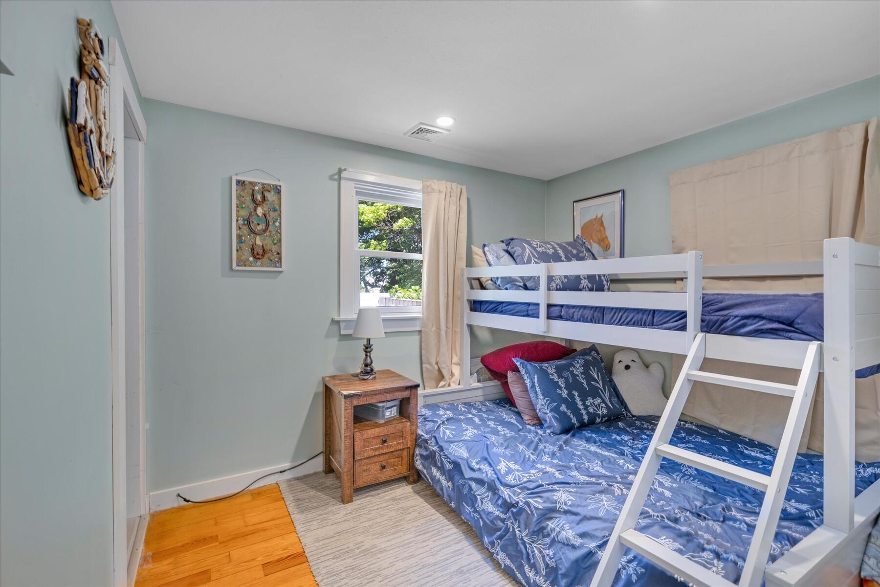 64 Handy Road Pocasset, MA 02559 - Photo 14 of 32 14-MG_3784-r