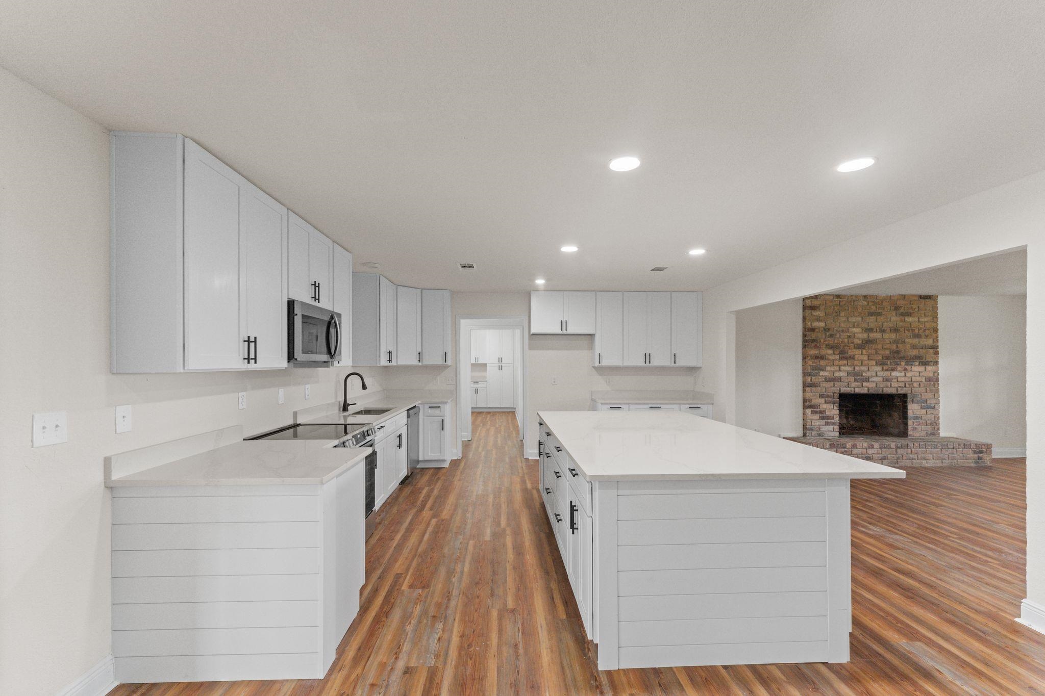 17761 County Road 28 Foley, AL 36535 - Photo 19 of 51 Kitchen