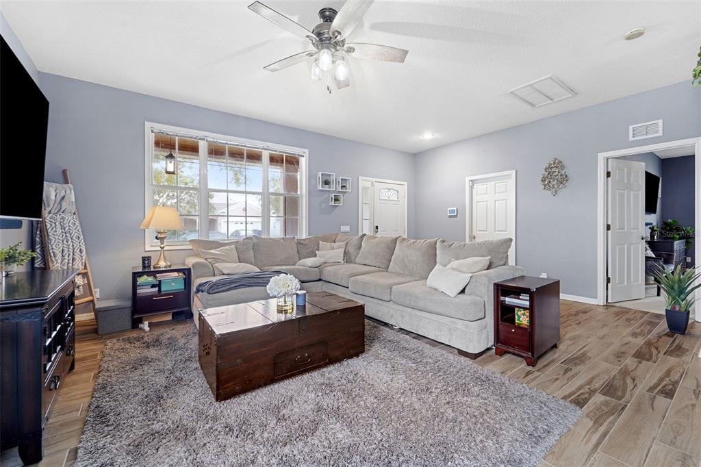 4247 Day Bridge Place Ellenton, FL 34222 - Photo 13 of 32