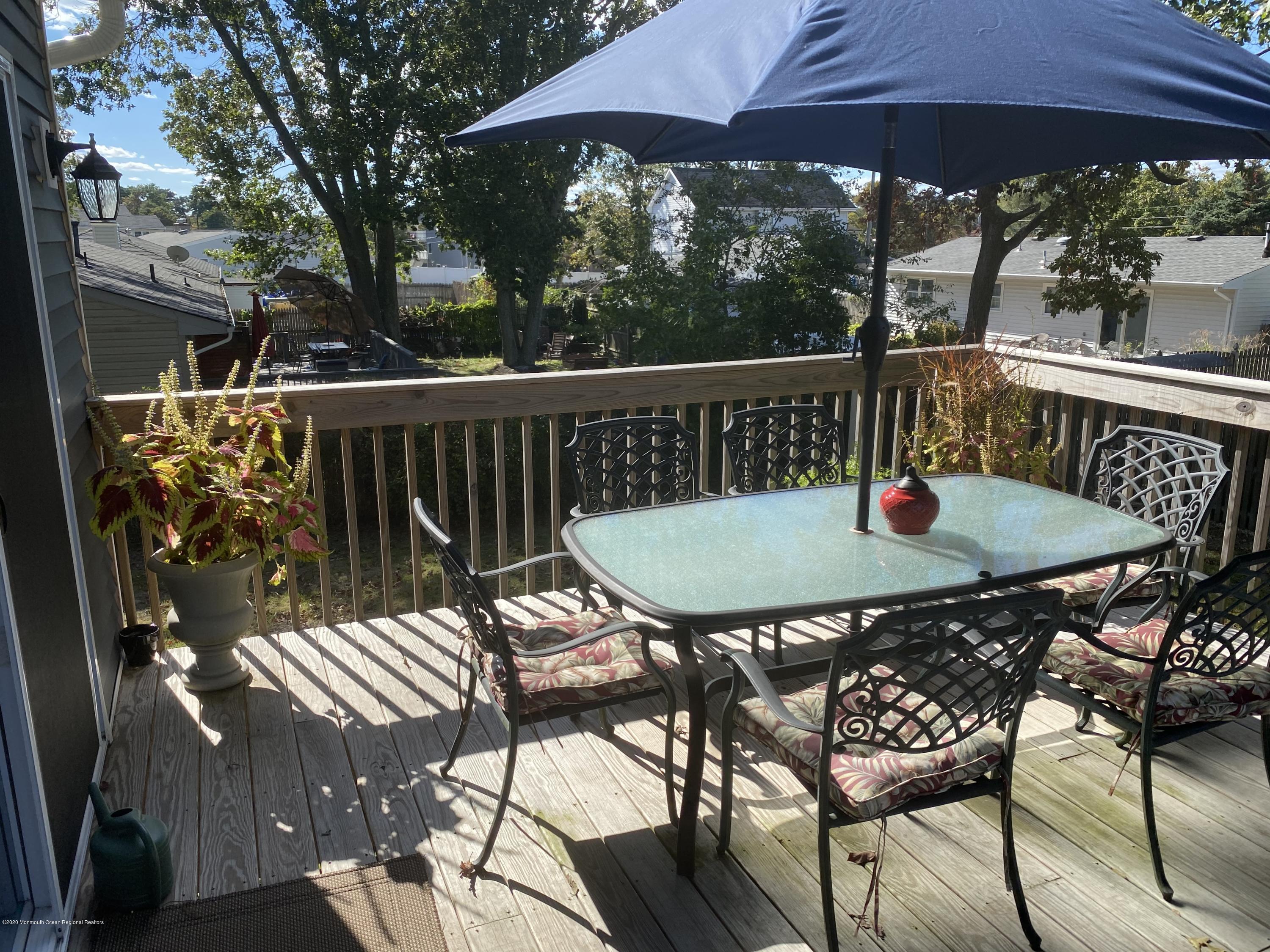 210 Teal Road Brick, NJ 08723 - Photo 39 of 45 Deck Overlooks Yard