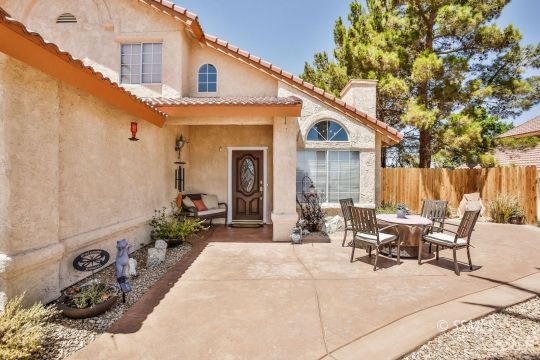 2117 South Del Rosa Drive Ridgecrest, CA 93555 - Photo 3 of 44 Gallery Image 3