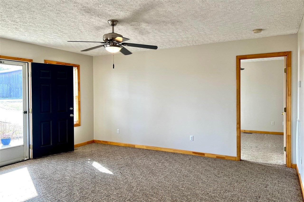 5145 Blackjack Road Franklin, KY 42134 - Photo 3 of 29 Gallery Image 3