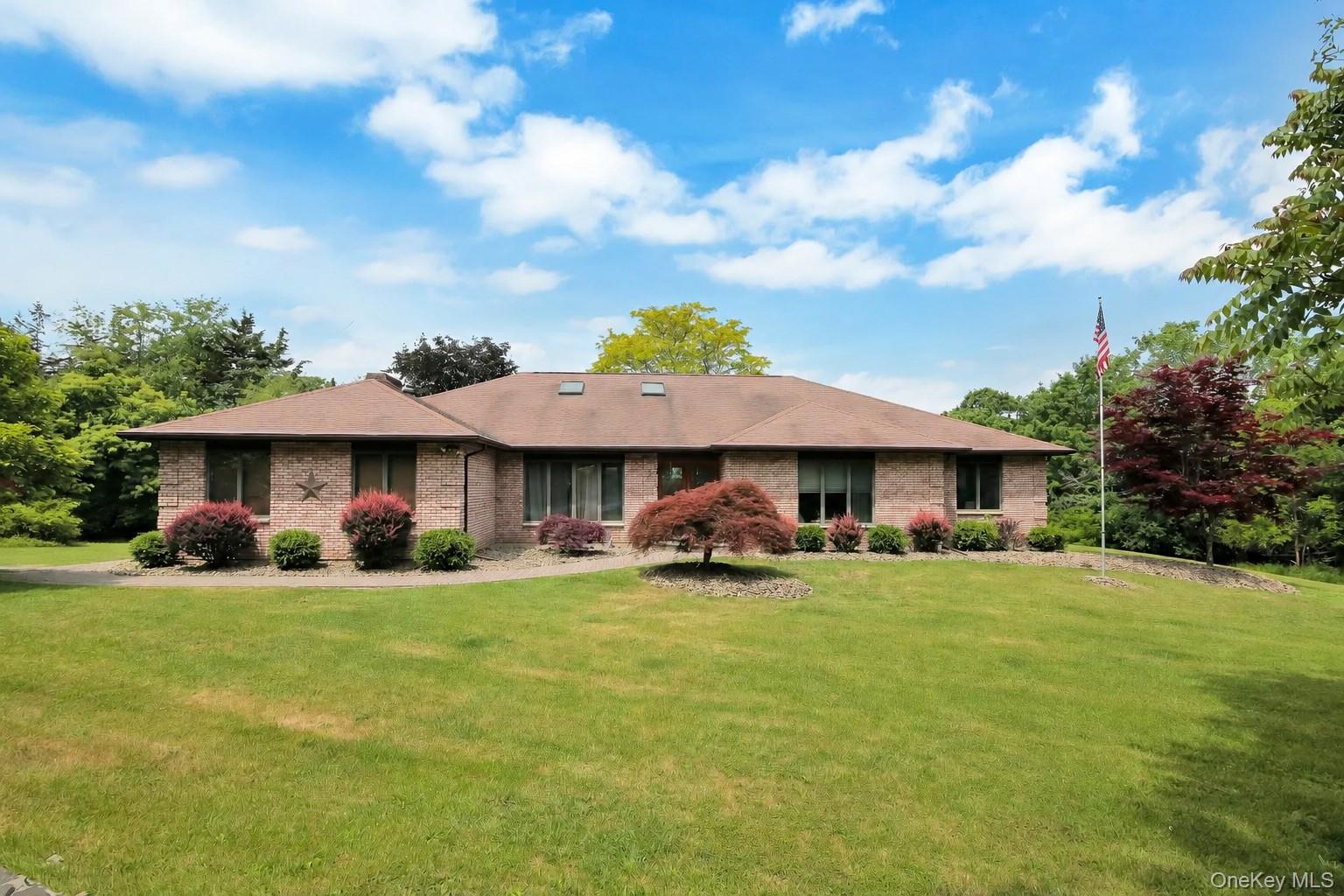 220 Oxford Road Chester, NY 10918 - Photo 1 of 3