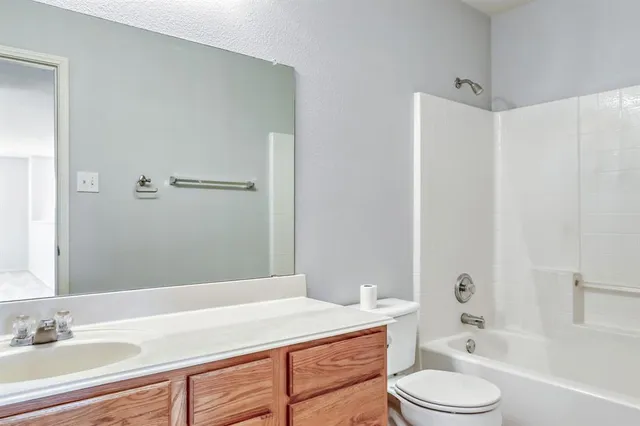 $3,100 | 5832 Arena Circle, Fort Worth, TX 76179