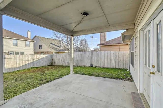 $3,100 | 5832 Arena Circle, Fort Worth, TX 76179