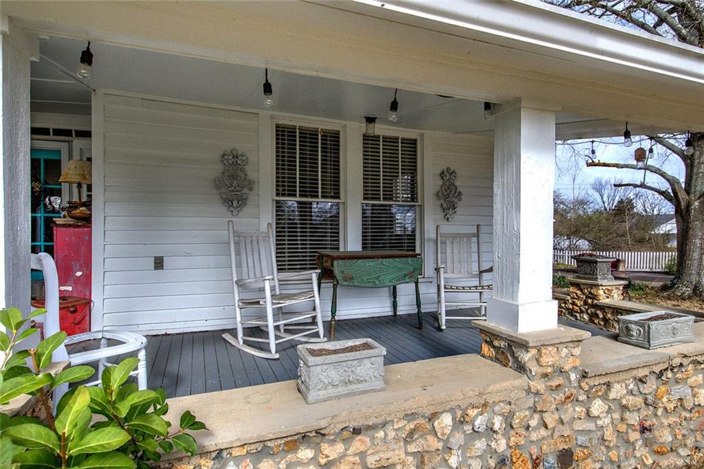 401 Edison Street Menlo, GA 30731 - Photo 6 of 34 a outdoor space with furniture