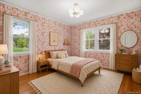 $899,000 | 48 Stanton Circle, New Rochelle, NY 10804