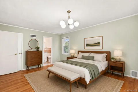 $899,000 | 48 Stanton Circle, New Rochelle, NY 10804
