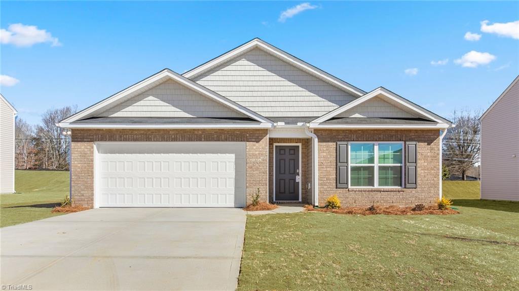 *Photos are of model home and are for representational purposes only.