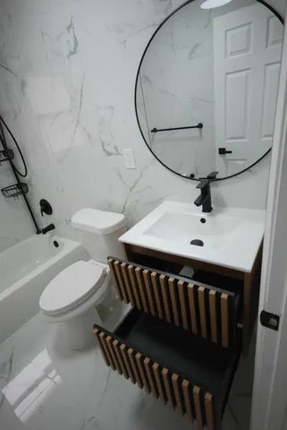 $1,800 | 20532 Lesure Street, Detroit, MI 48235