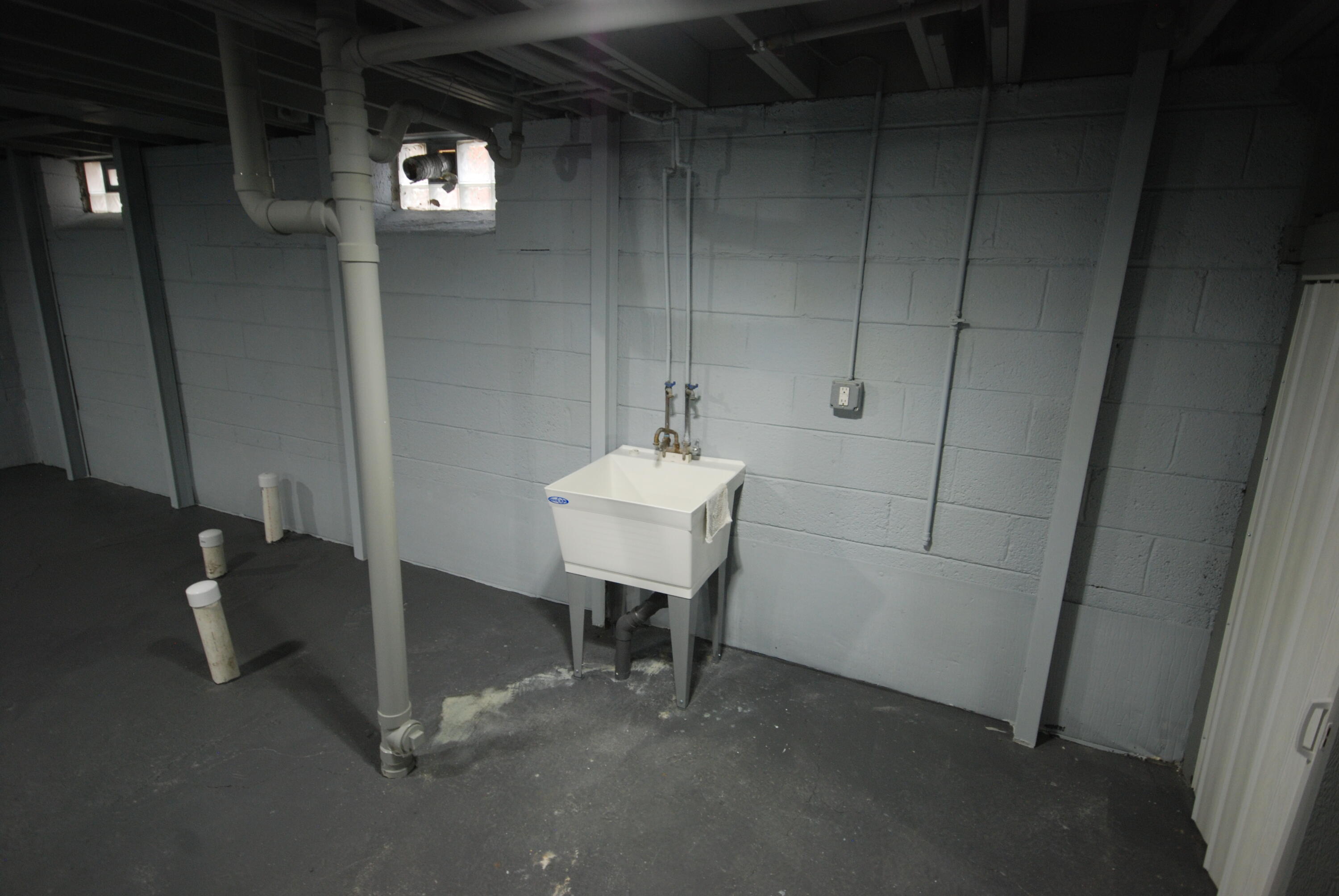 20532 Lesure Street Detroit, MI 48235 - Photo 15 of 20 DSC_0040