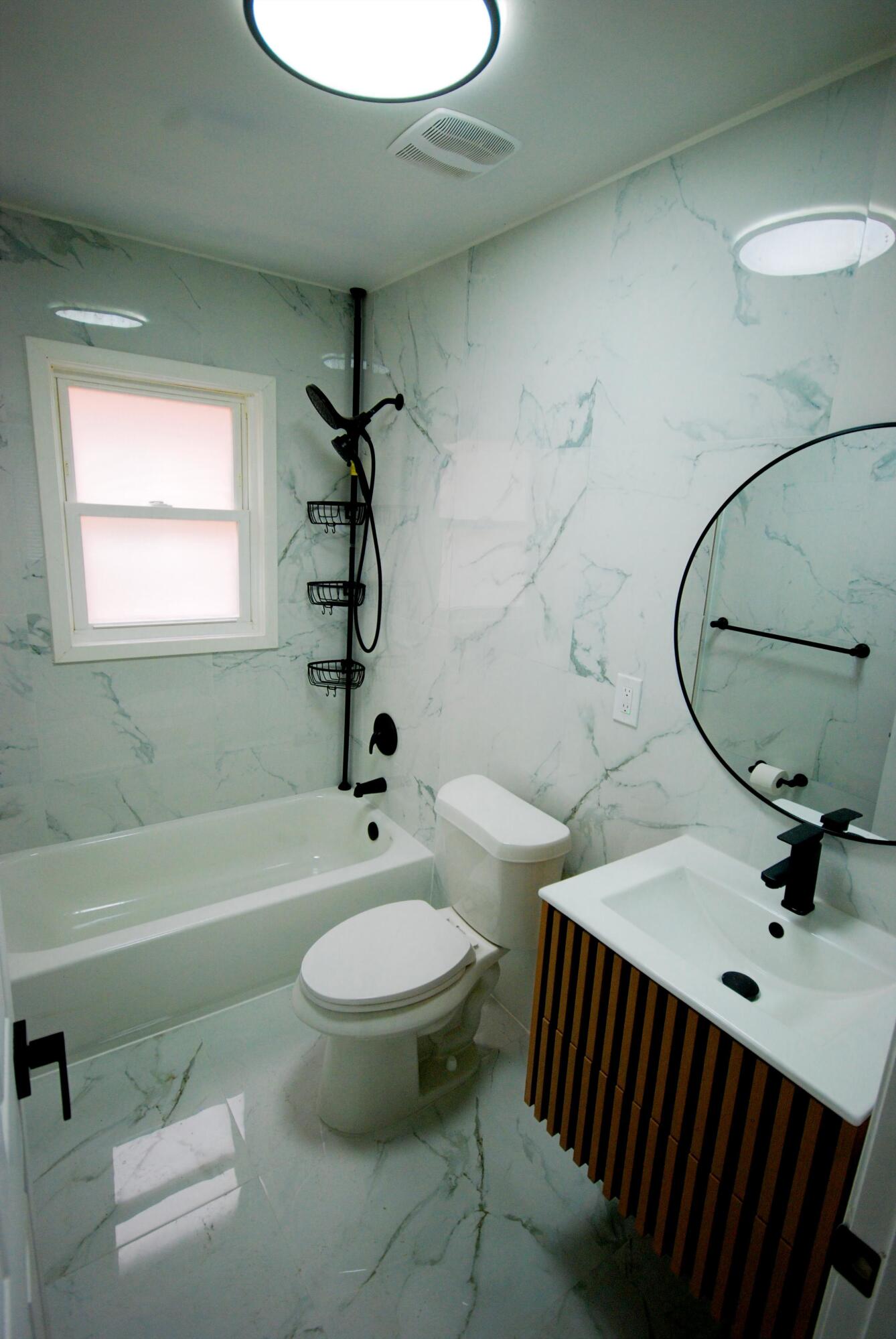 20532 Lesure Street Detroit, MI 48235 - Photo 9 of 20 DSC_0025