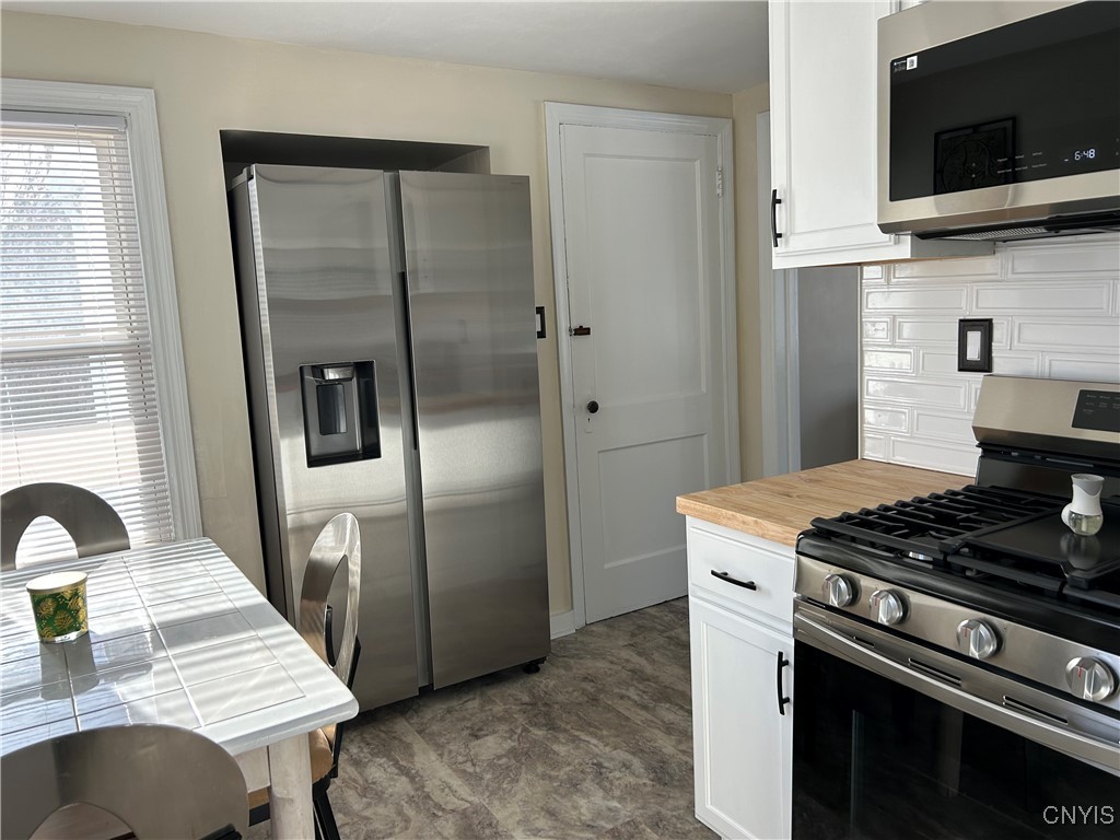 408 Coolidge Road Utica, NY 13502 - Photo 6 of 17