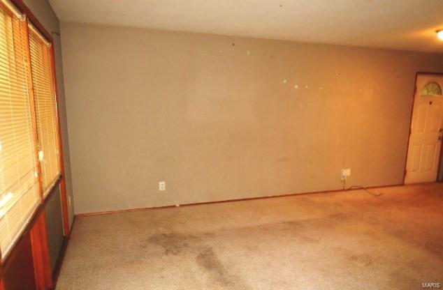 8317 Buddie Drive Hazelwood, MO 63042 - Photo 2 of 10