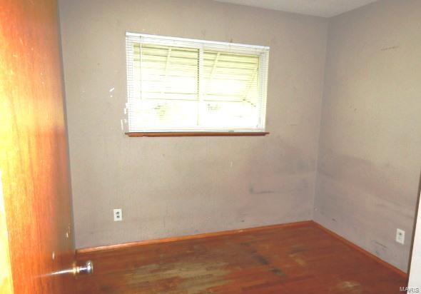 8317 Buddie Drive Hazelwood, MO 63042 - Photo 5 of 10