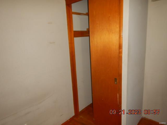 8317 Buddie Drive Hazelwood, MO 63042 - Photo 6 of 10