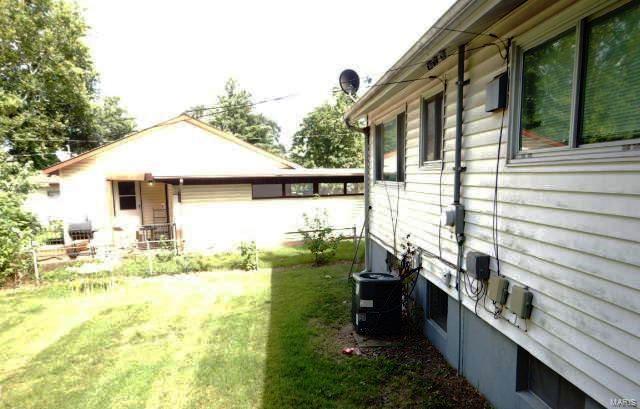 8317 Buddie Drive Hazelwood, MO 63042 - Photo 9 of 10