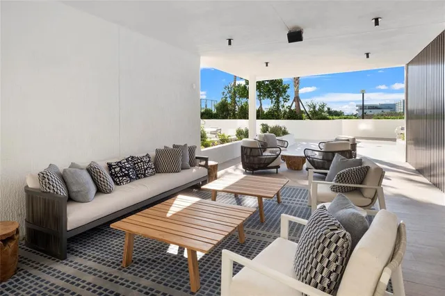 $3,395,000 | 1116 North Ocean Boulevard, Unit 301, Pompano Beach, FL 33062