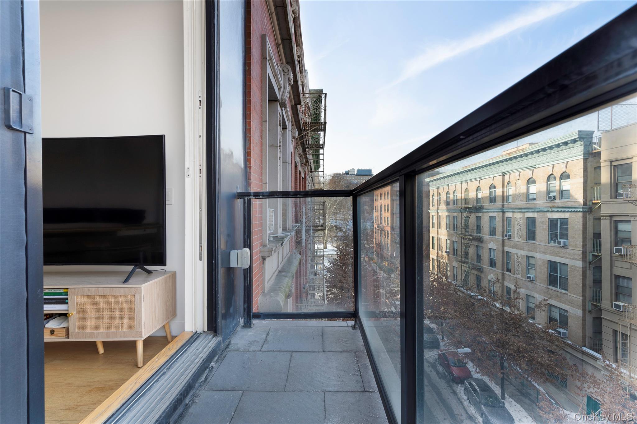 310 West 114th Street, Unit 7 Manhattan, NY 10026 - Photo 4 of 10