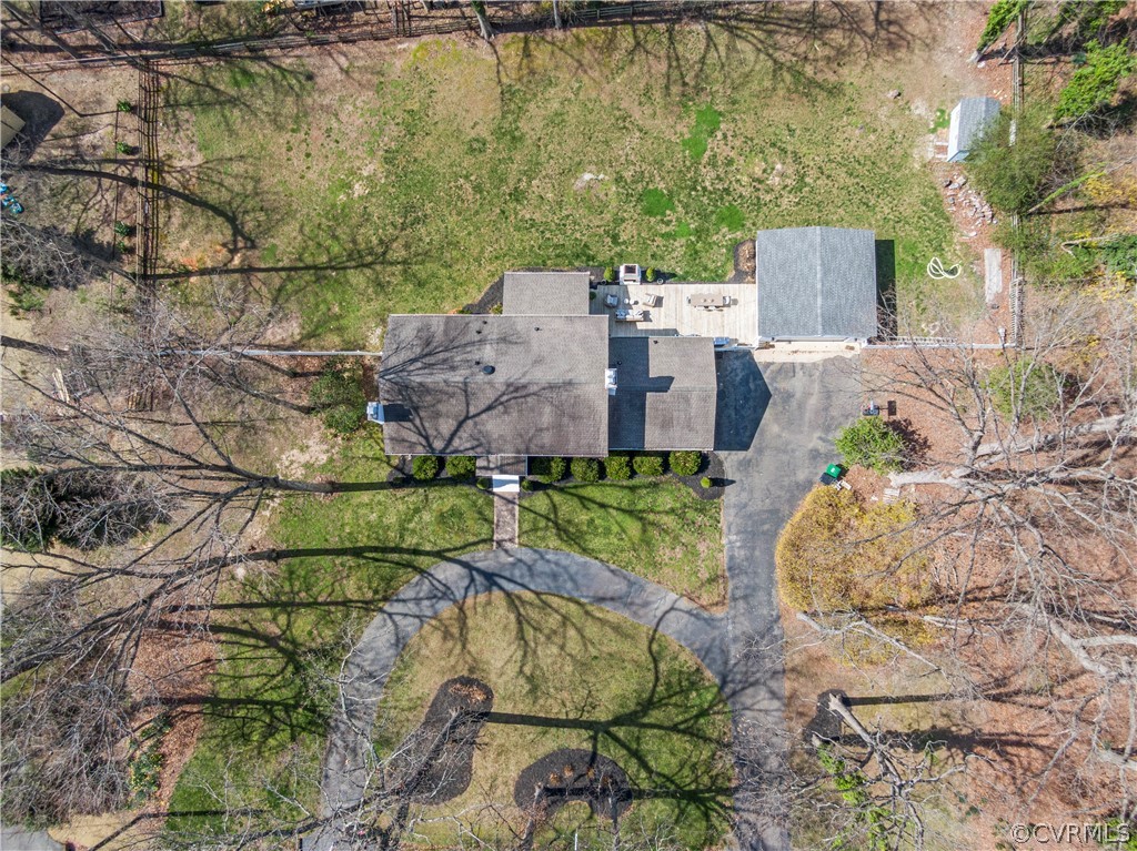 2330 Wadebridge Road Midlothian, VA 23113 - Photo 42 of 47 an aerial view of a house with a yard