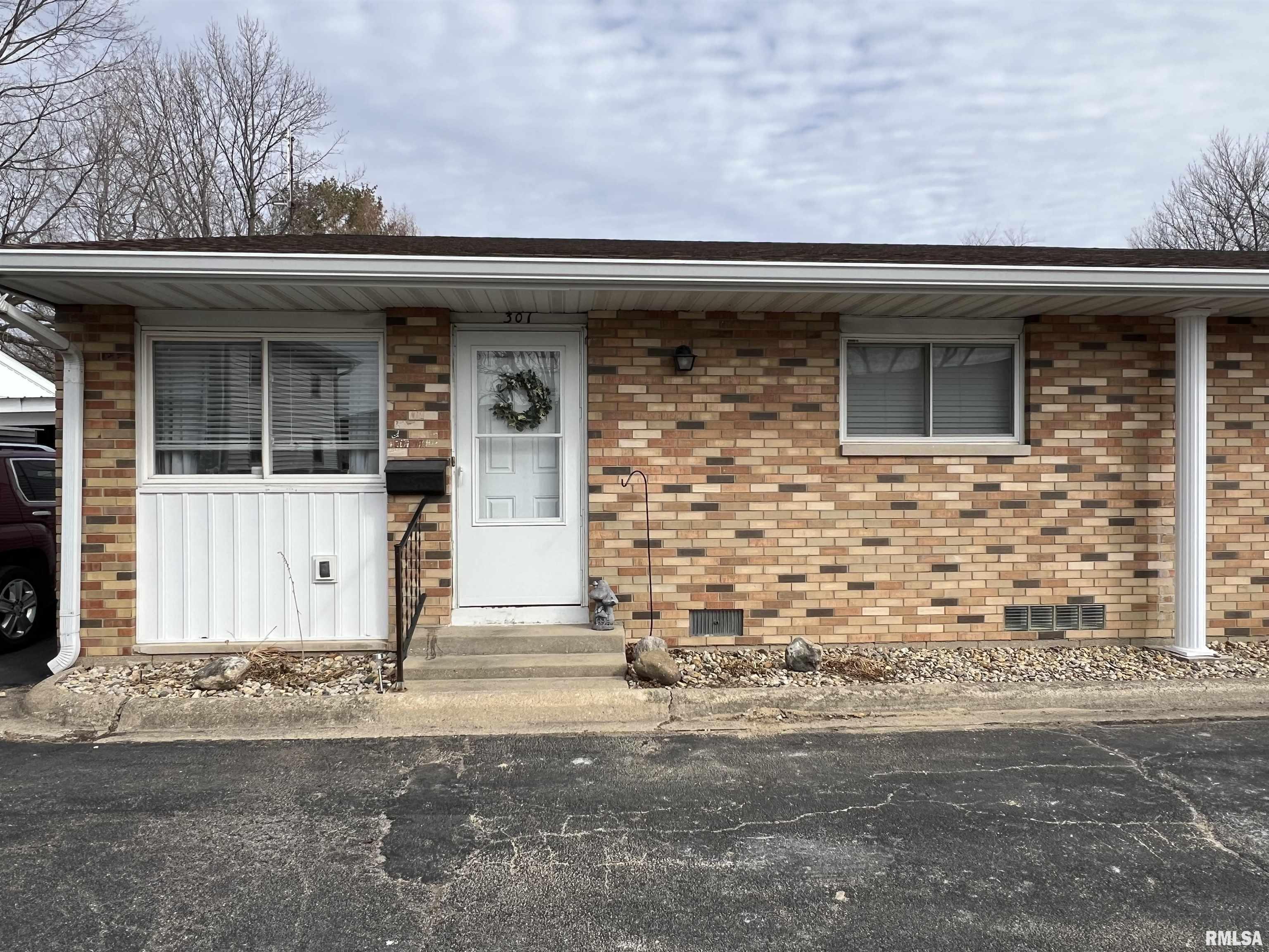 420 Brentwood Road, Unit 301 Morton, IL 61550 - Photo 1 of 53 Gallery Image 1