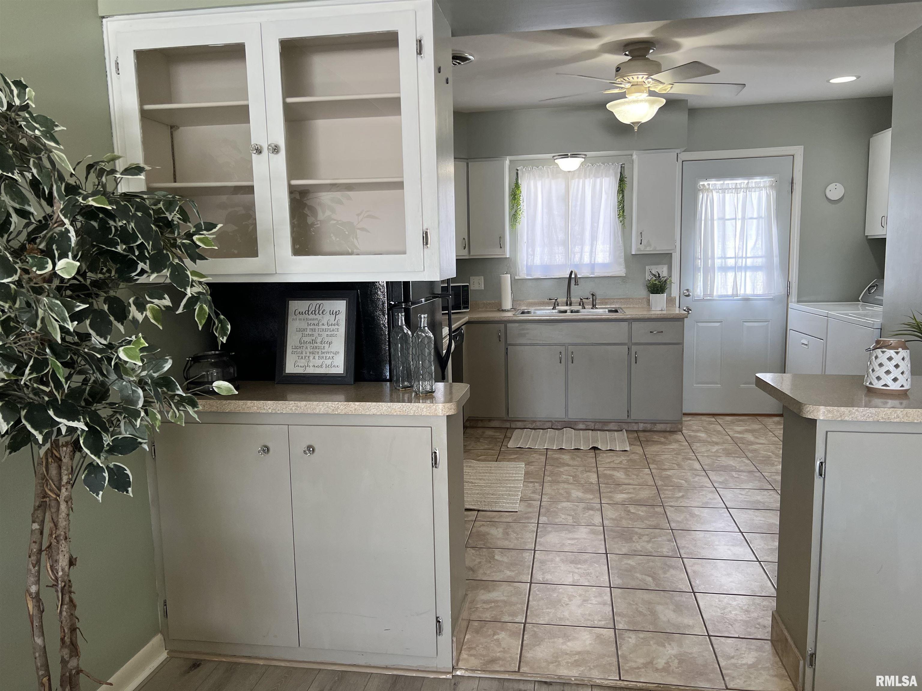 420 Brentwood Road, Unit 301 Morton, IL 61550 - Photo 17 of 53 Gallery Image 17