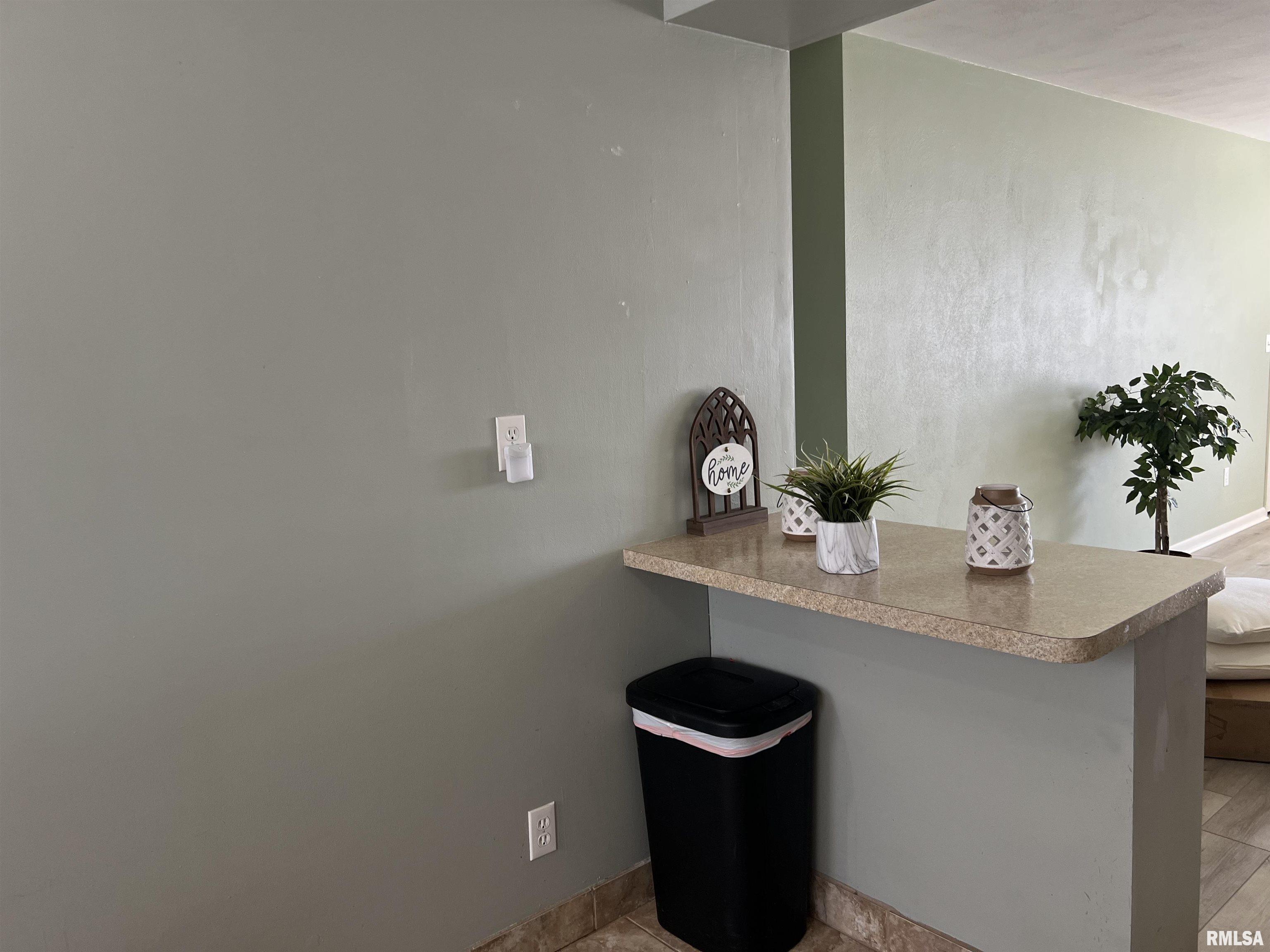 420 Brentwood Road, Unit 301 Morton, IL 61550 - Photo 18 of 53 Gallery Image 18