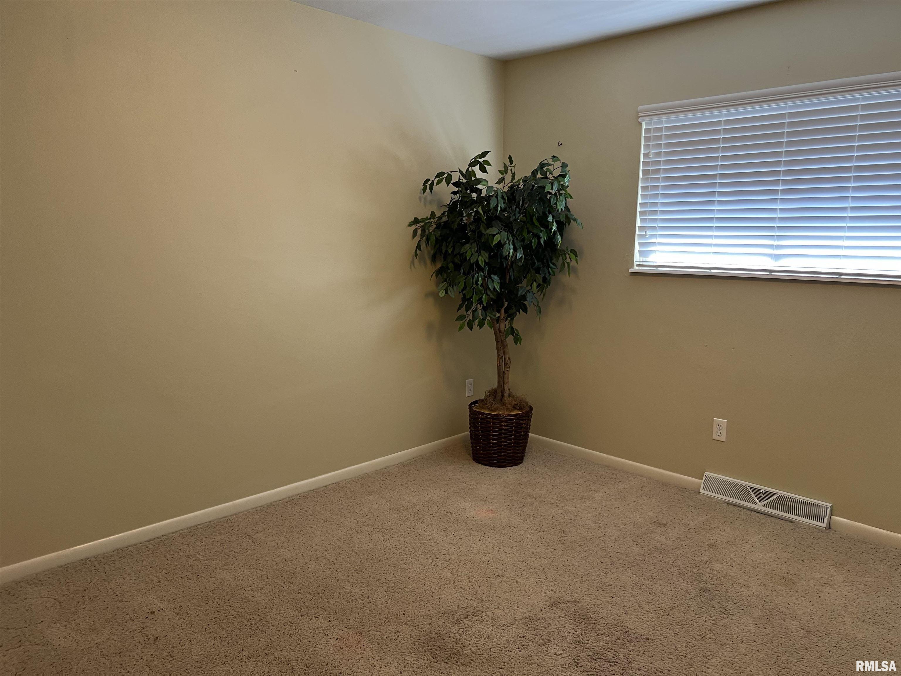 420 Brentwood Road, Unit 301 Morton, IL 61550 - Photo 46 of 53 Gallery Image 46