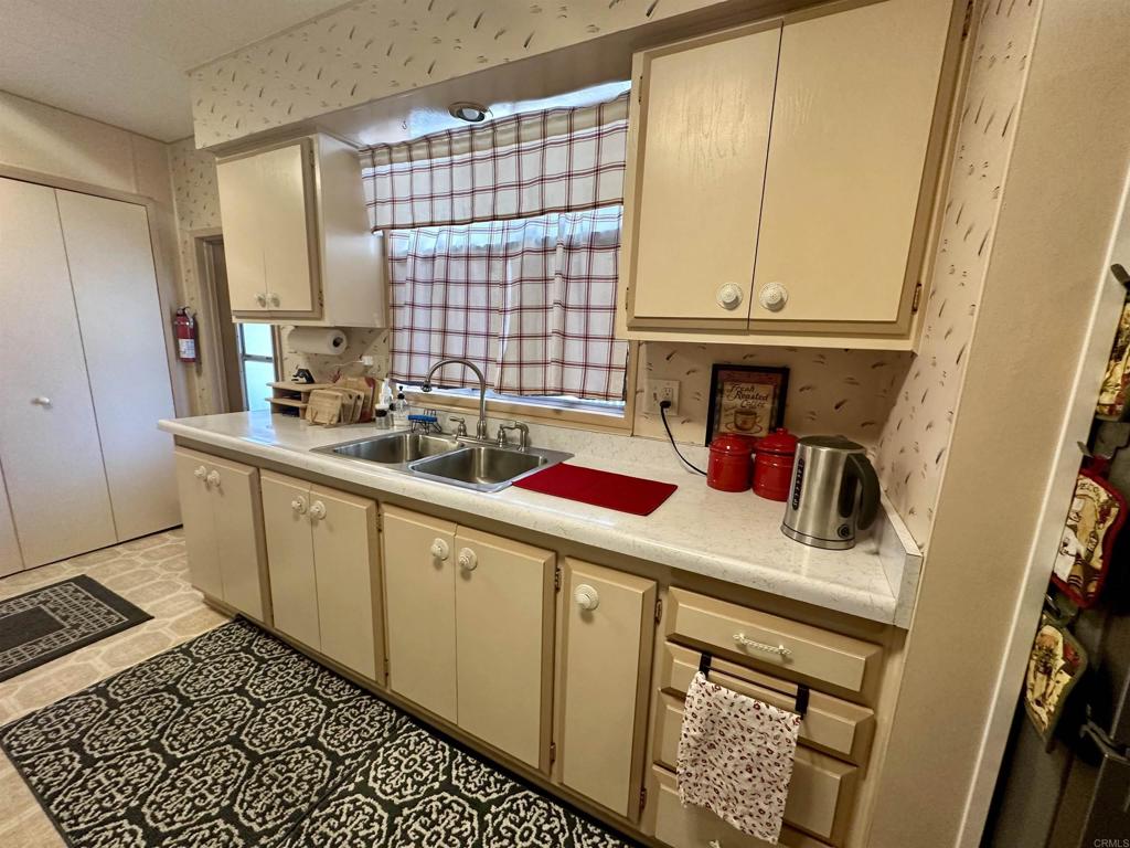 8301 Mission Gorge Road, Unit 194 Santee, CA 92071 - Photo 4 of 61