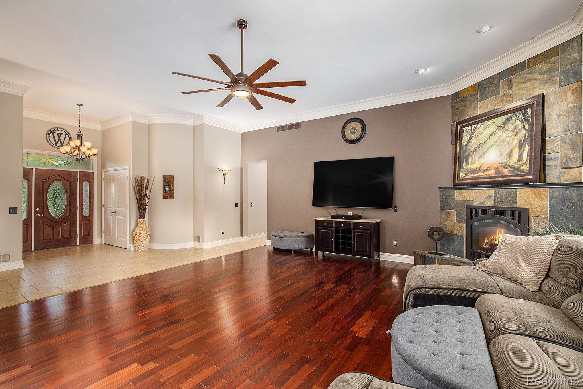 8670 Country Manor Drive Romeo, MI 48065 - Photo 4 of 50 003_3a9a5841_780.jpg