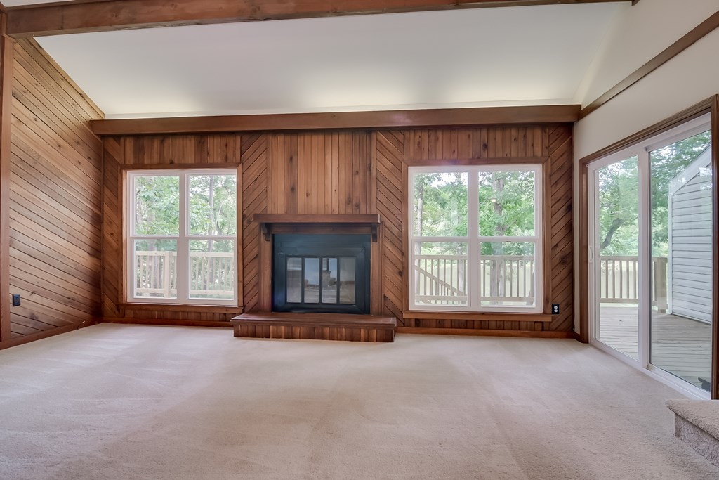 309 Rockdale Road Martinez, GA 30907 - Photo 6 of 41 Living Room