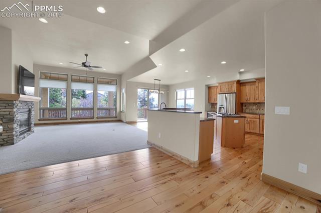 5545 Wilson Road Colorado Springs, CO 80919 - Photo 6 of 35