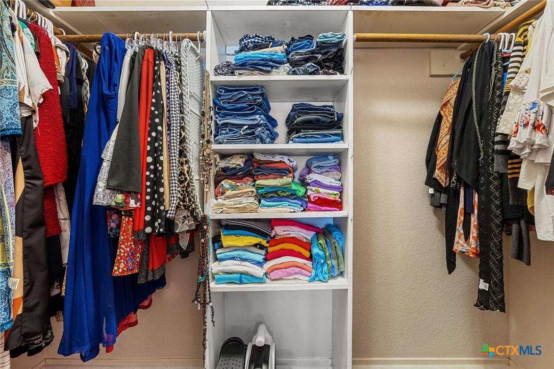 232 Thompson Circle Lorena, TX 76655 - Photo 19 of 35 Master Closet