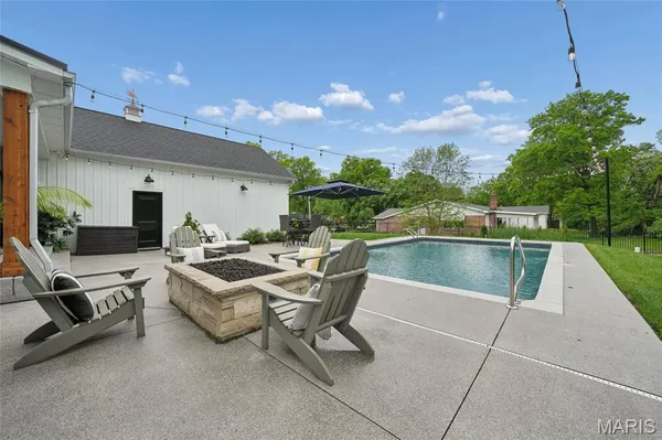 $1,775,000 | 1209 Lockett Lane, St. Louis, MO 63122