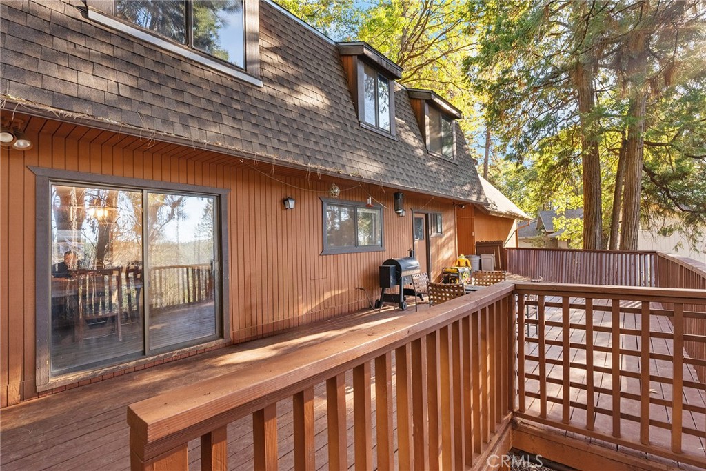 14177 Racine Circle Magalia, CA 95954 - Photo 43 of 52 a view of a brick house with wooden fence