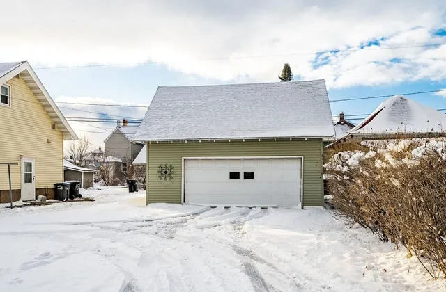 $374,900 | 2125 Hughitt Avenue, Superior, WI 54880