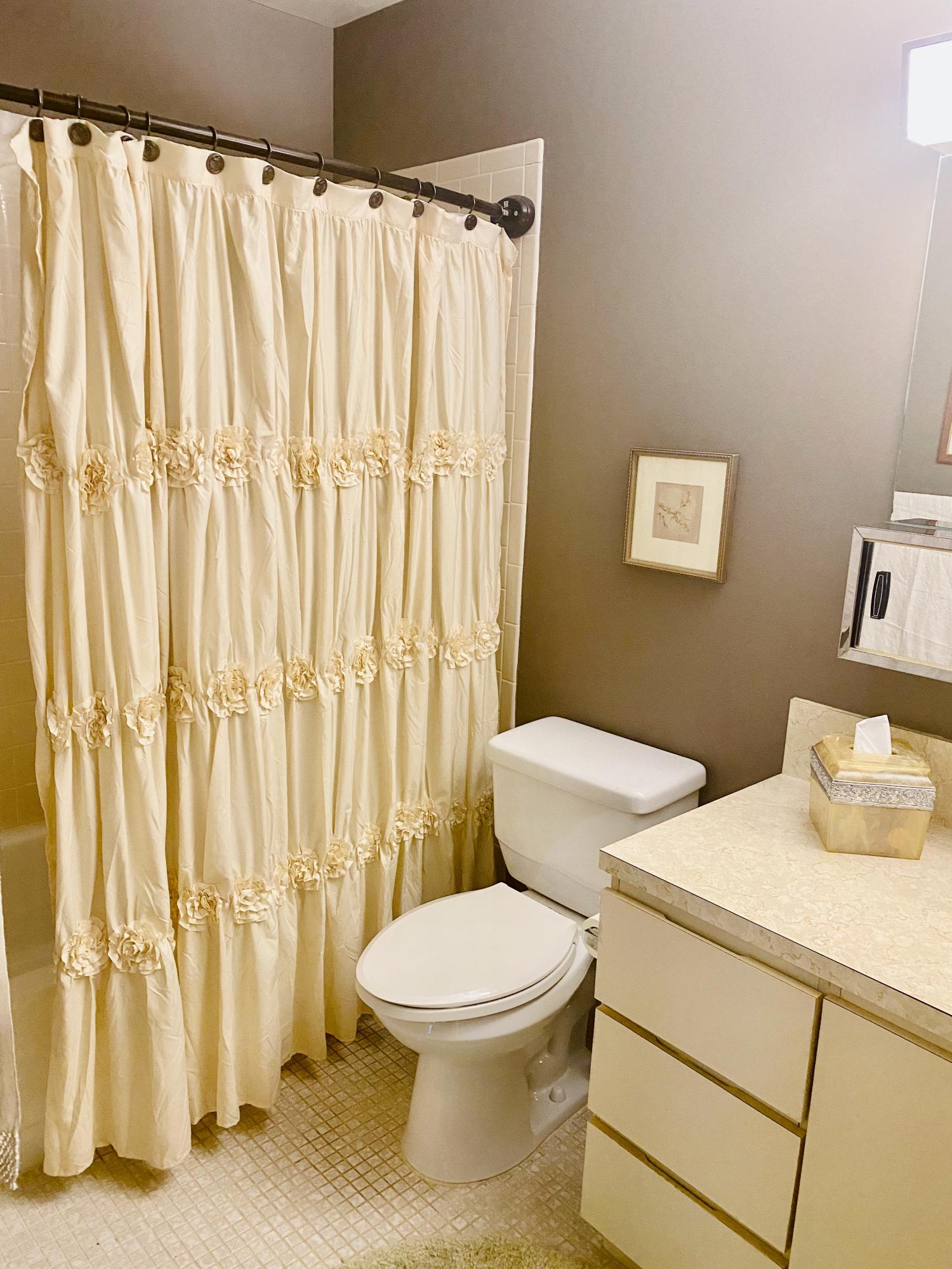 5220 Nesting Way, Unit B Delray Beach, FL 33484 - Photo 5 of 24 IMG_7714